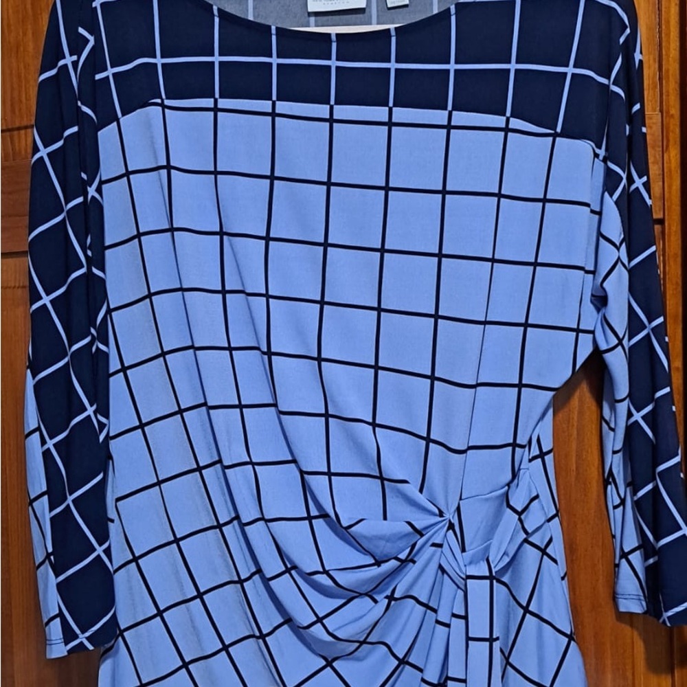 New York & Company Grid Print Stretch Top - Size Large